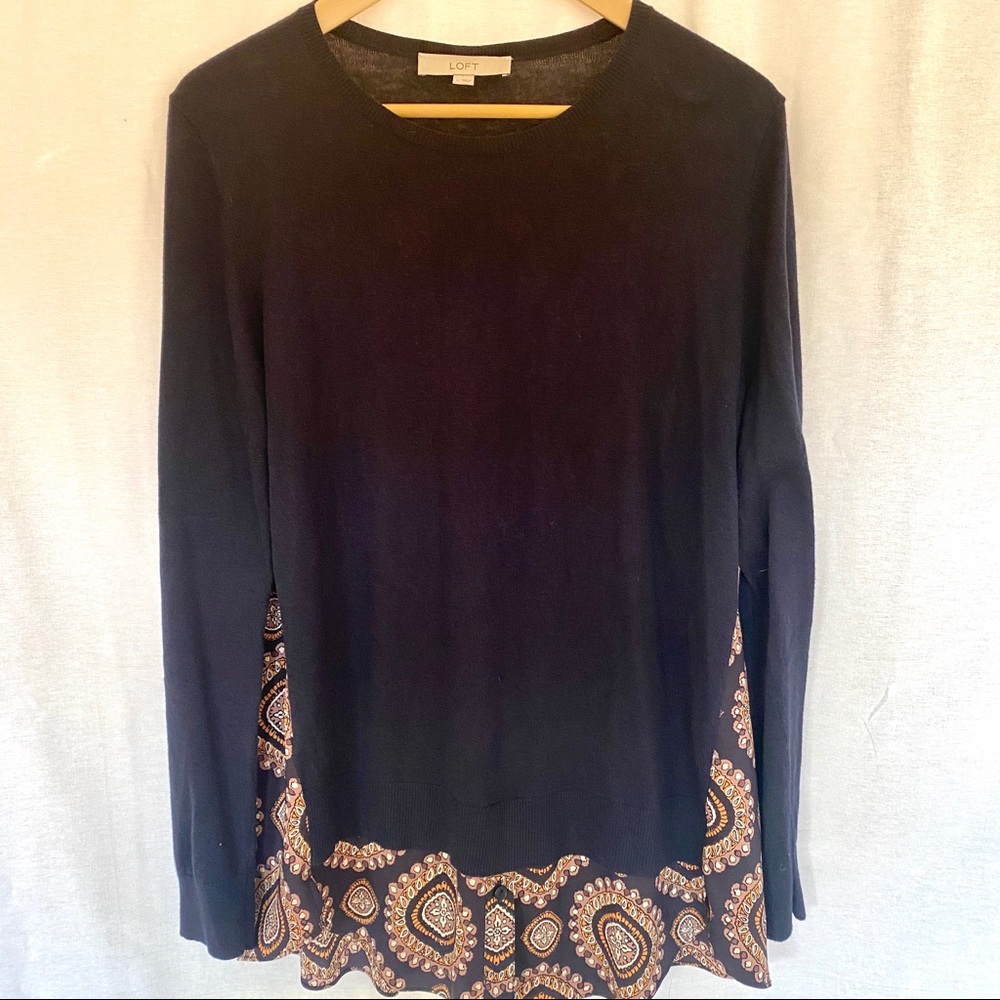Navy LOFT sweater with patterned back and layer
